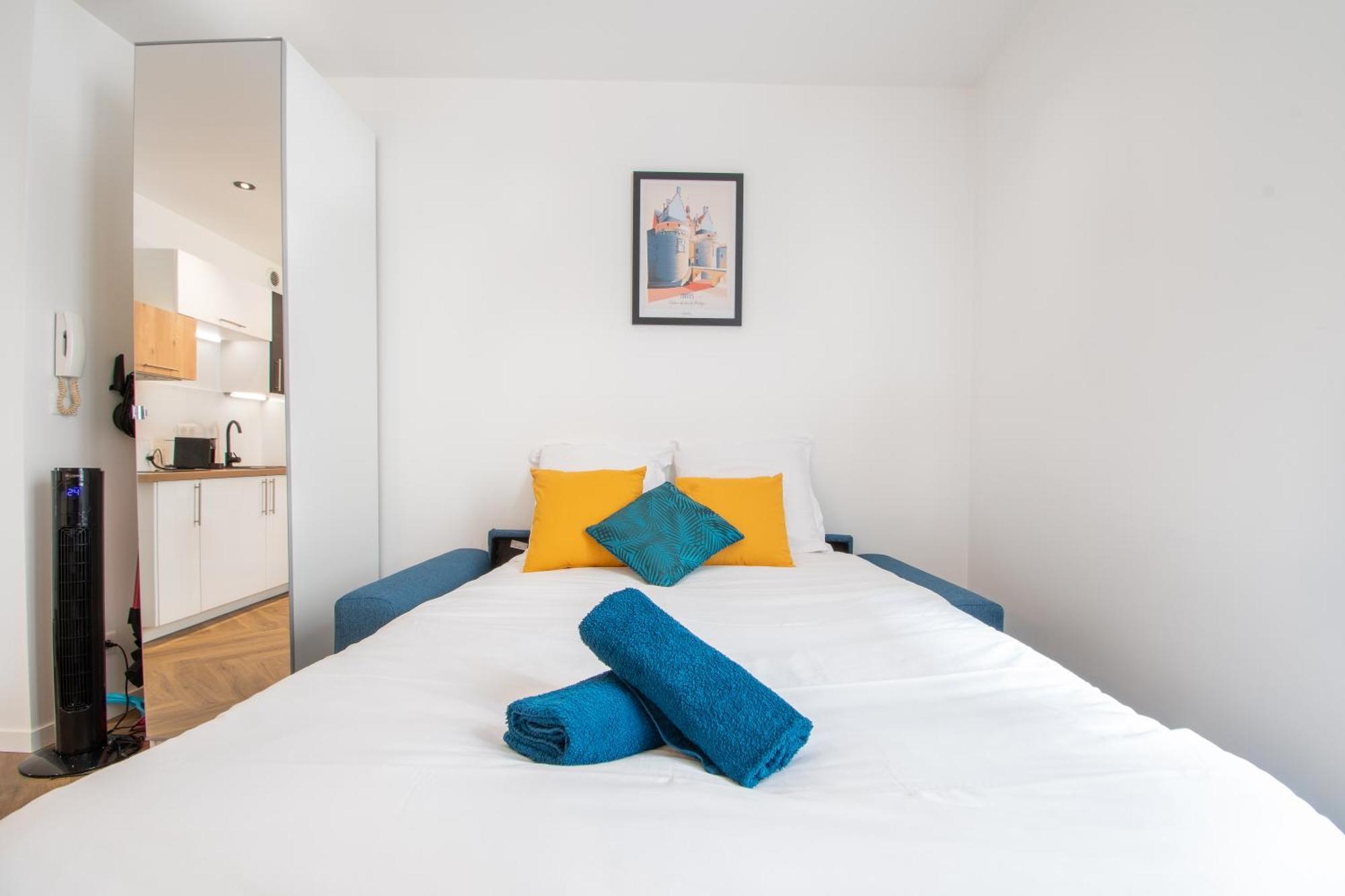 L'Appartement Des Ducs Avec Baignoire Double ナント エクステリア 写真